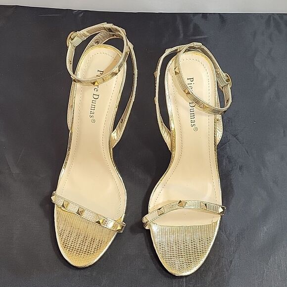 BRAND NEW PIERRE DUMAS GOLD STUDDED ANKLE AND ADJUSTABLE BUCKLE STRAP SANDAL - Picture 3 of 13